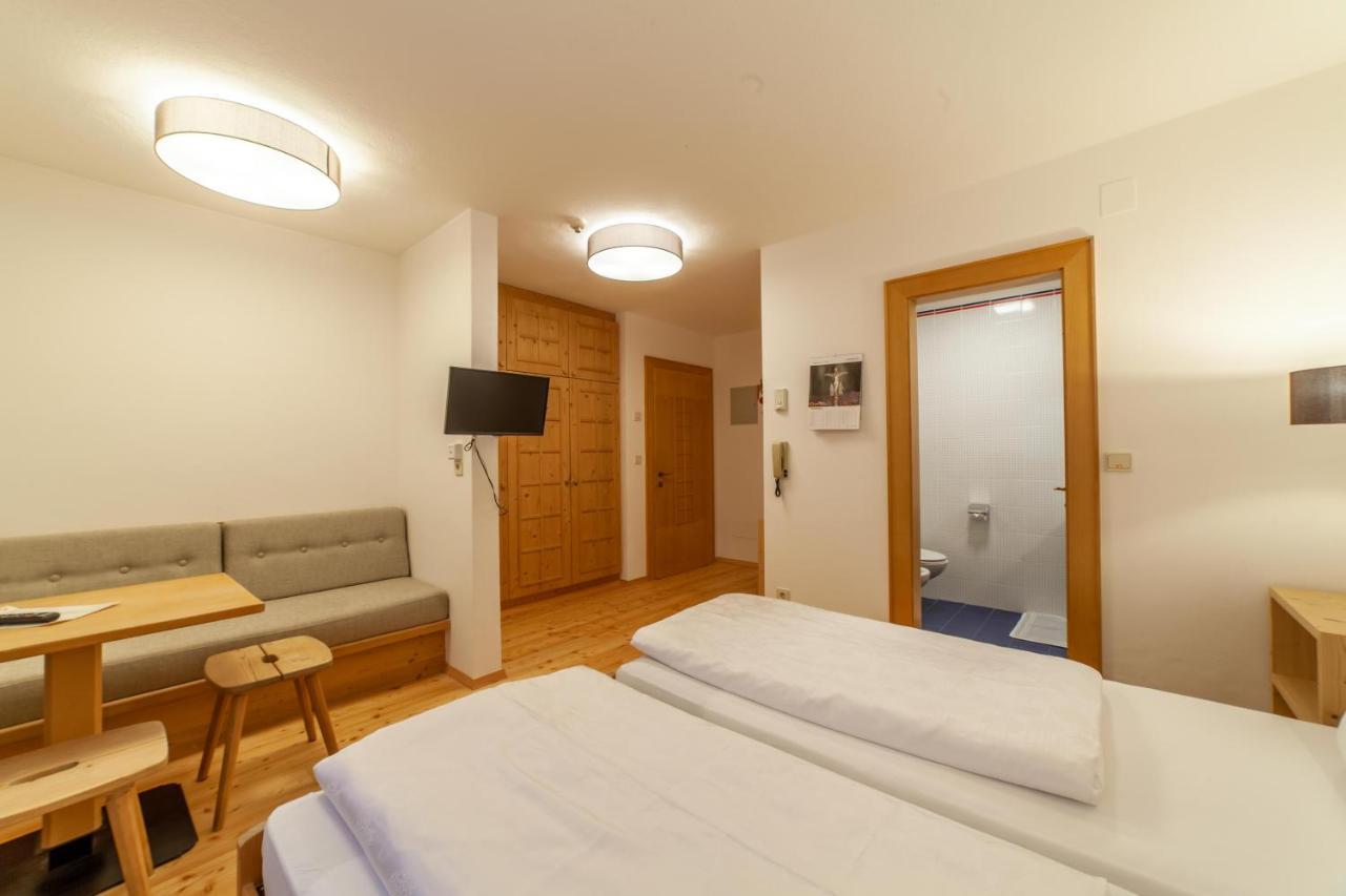 Hotel Greif Malles Venosta Eksteriør bilde