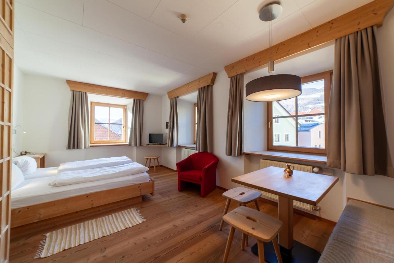 Hotel Greif Malles Venosta Eksteriør bilde