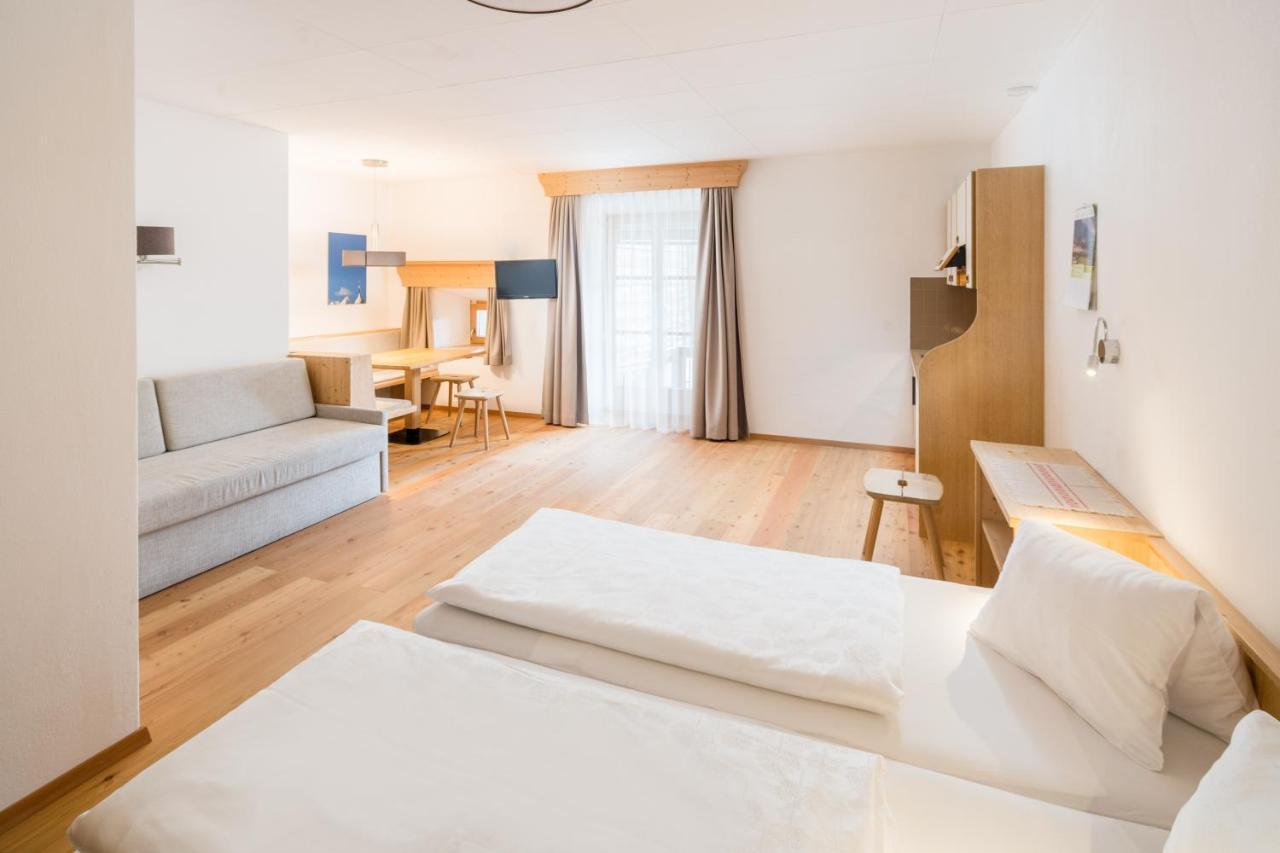 Hotel Greif Malles Venosta Eksteriør bilde