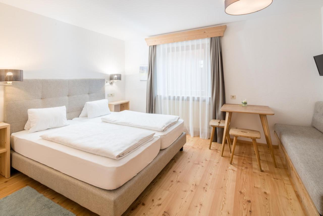 Hotel Greif Malles Venosta Eksteriør bilde
